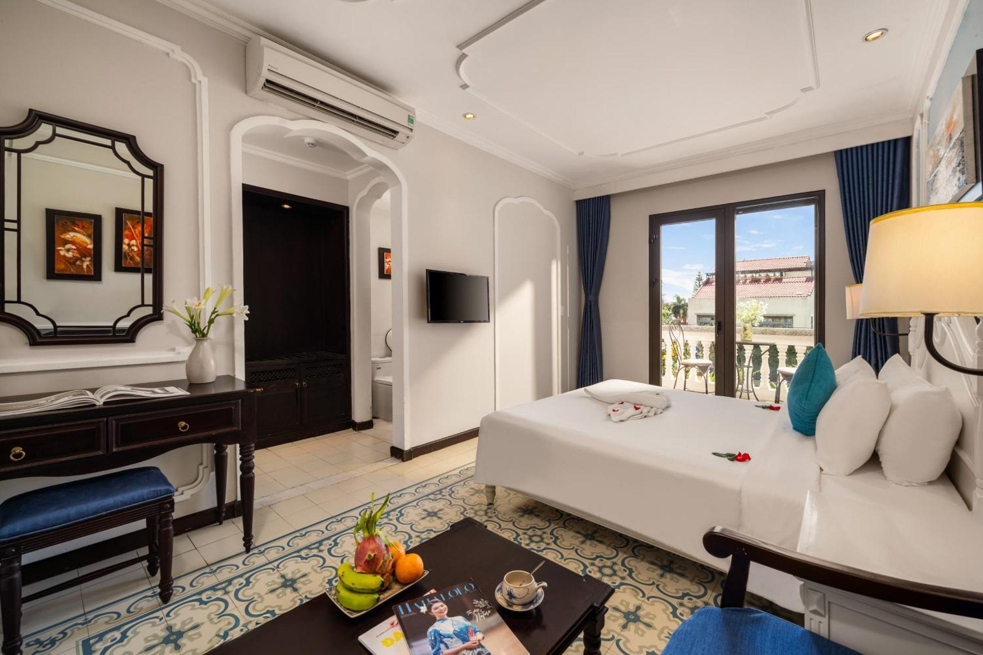 Deluxe Double Room Balcony Pool View,1686515944:JPEG
